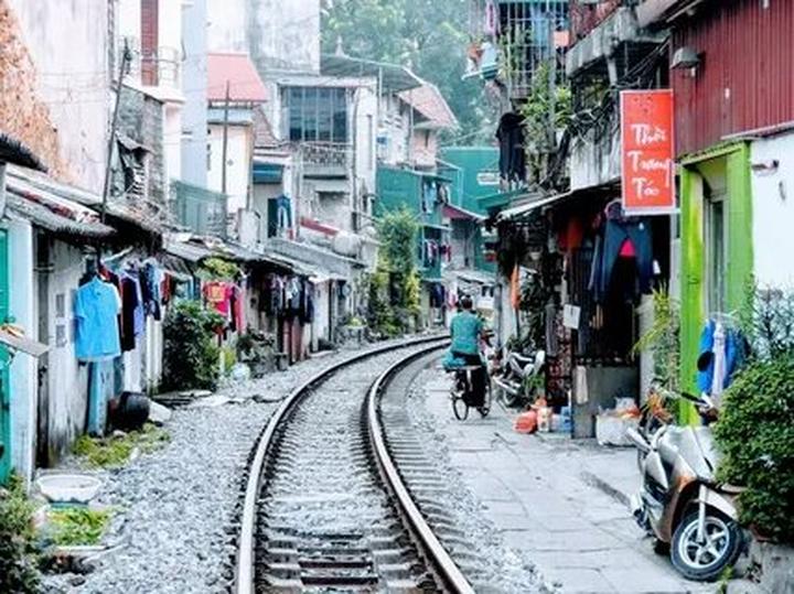 Tỏa Sáng Ngành Làm Đẹp: Xây Dựng Thương Hiệu Cá Nhân Với Hotspot Matrix