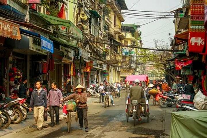 Hotspot Matrix: Biến Hoa hậu Ý Nhi lần đầu có phản thành cơ hội marketing đột phá